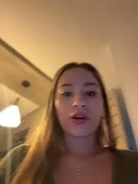 Snapshot of AmyRusso chatting on 5, 6, 2026 AmyRusso online show from 5, 6, 2026