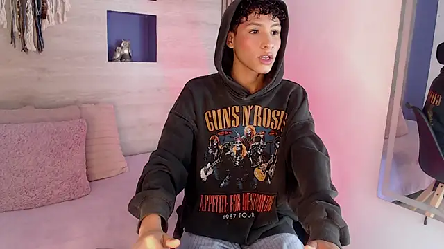 Velvet An online show from 15, 5, 2026