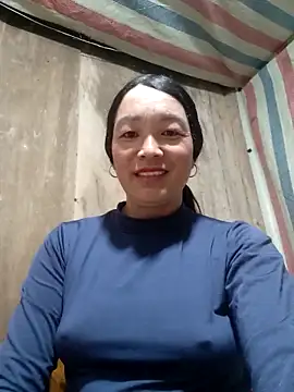 Snapshot of vanlucky2 chatting on 27, 4, 2026 vanlucky2 online show from 27, 4, 2026