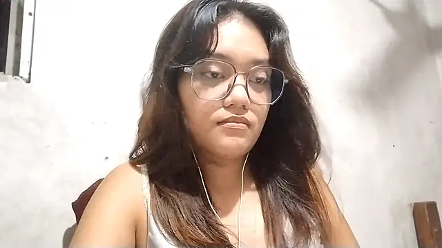 Snapshot of OliviaCarchi chatting on 2, 5, 2026 OliviaCarchi online show from 2, 5, 2026
