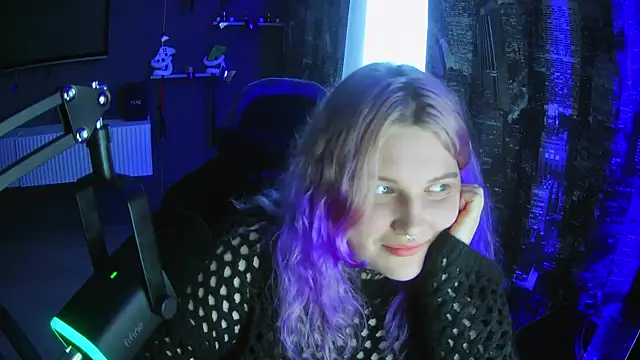 Snapshot of Sweet_Squirrel_ chatting on 10, 4, 2026 Sweet Squirrel online show from 10, 4, 2026