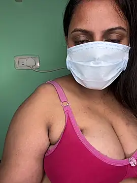 Snapshot of Desifiregirl chatting on 17, 6, 2026 Desifiregirl online show from 17, 6, 2026