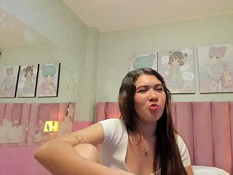 Hellencute18  online show from 11, 4, 2026