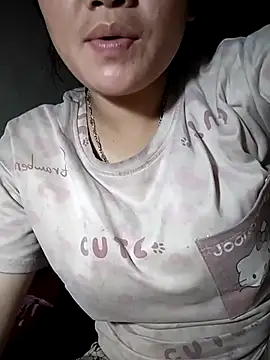 Snapshot of giahan1 chatting on 13, 4, 2026 giahan1 online show from 13, 4, 2026