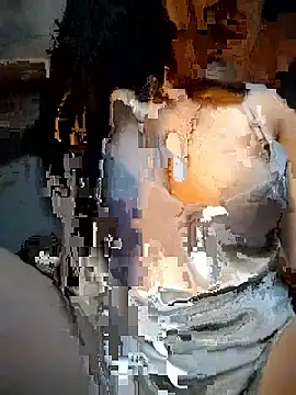 Snapshot of giahan1 chatting on 24, 4, 2026 giahan1 online show from 24, 4, 2026
