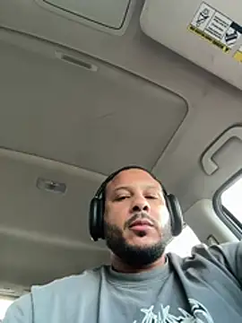 Snapshot of letsgetit30 chatting on 17, 4, 2026 letsgetit30 online show from 17, 4, 2026