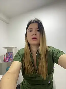 Snapshot of amelia_16 chatting on 17, 6, 2026 amelia 16 online show from 17, 6, 2026
