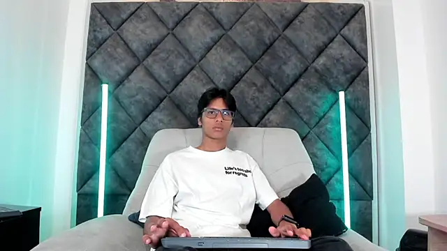 LiamKron online show from 16, 5, 2026