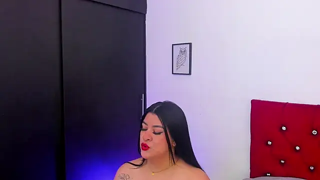 Snapshot of Katty_West chatting on 11, 5, 2026 Katty West online show from 11, 5, 2026