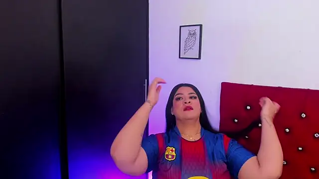 Snapshot of Katty_West chatting on 12, 5, 2026 Katty West online show from 12, 5, 2026