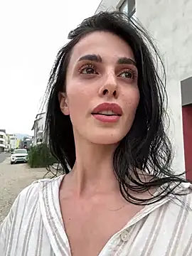 armina red online show from 30, 6, 2026