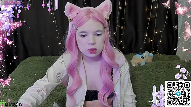 MisaRisaChan online show from 16, 4, 2026