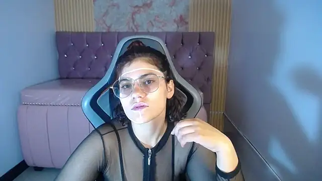 Scarlett jhonson ch online show from 8, 5, 2026