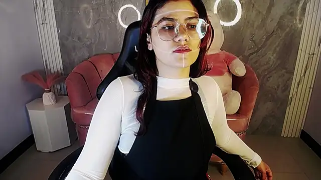 Scarlett jhonson ch online show from 14, 5, 2026