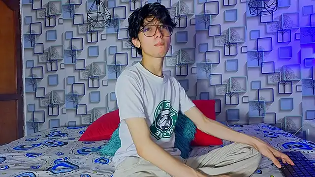 Twink Sebas7 online show from 12, 4, 2026