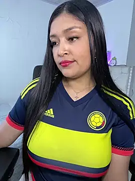 Snapshot of Simplemente_Aurora chatting on 3, 7, 2026 Simplemente Aurora online show from 3, 7, 2026