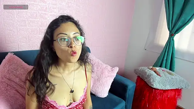 Kat santana online show from 13, 4, 2026