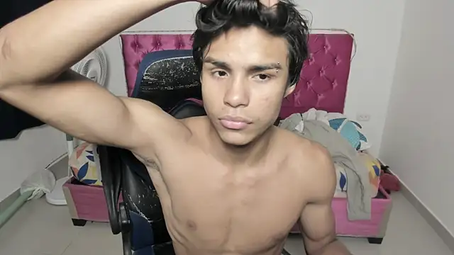 Snapshot of skinny_sam chatting on 14, 6, 2026 skinny sam online show from 14, 6, 2026
