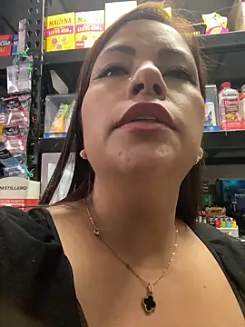 Snapshot of MIA_ROSSEEE chatting on 19, 6, 2026 MIA ROSSEEE online show from 19, 6, 2026