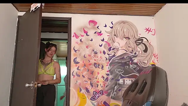 Lucia evans21 online show from 13, 4, 2026