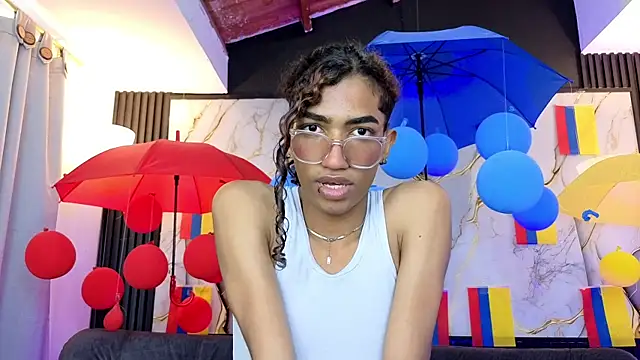 triiangel latinboy online show from 2, 7, 2026