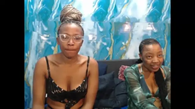 Snapshot of caramelchoco69 chatting on 3, 6, 2026 caramelchoco69 online show from 3, 6, 2026