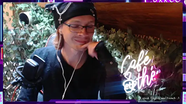 SkinnyAlex1312 online show from 14, 4, 2026