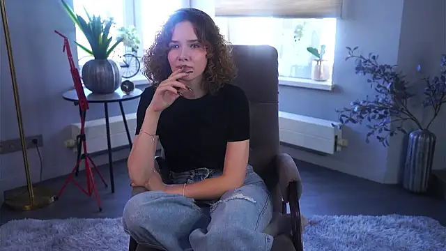 Snapshot of AgathaCarra chatting on 12, 4, 2026 AgathaCarra online show from 12, 4, 2026