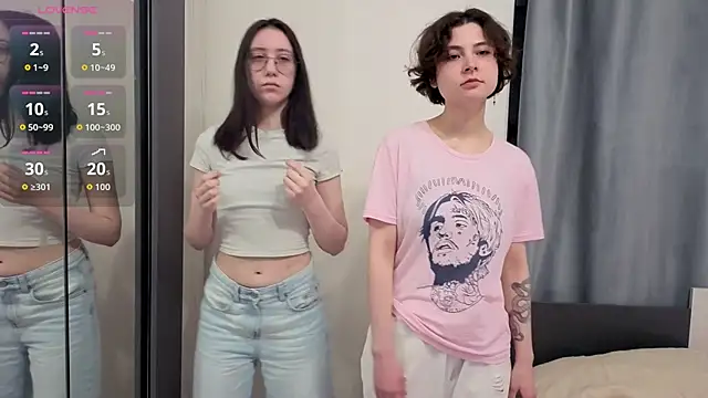 Snapshot of AllisonKierce chatting on 12, 4, 2026 AllisonKierce online show from 12, 4, 2026