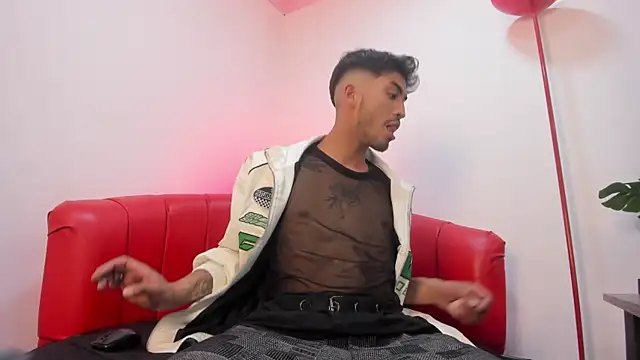 Aziel Jenner online show from 16, 4, 2026