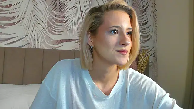 Snapshot of Lizzyvega chatting on 17, 4, 2026 Lizzyvega online show from 17, 4, 2026