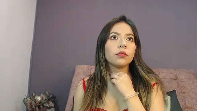 SalomeMartinez  online show from 20, 5, 2026