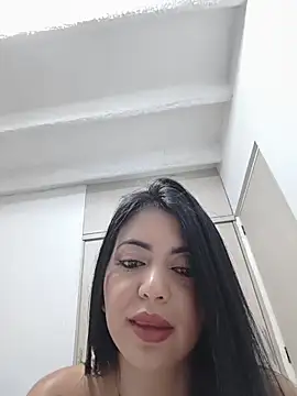 Snapshot of LeilaScott chatting on 27, 4, 2026 LeilaScott online show from 27, 4, 2026