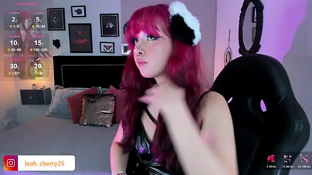 Snapshot of Leah_cherry chatting on 5, 5, 2026 Leah cherry online show from 5, 5, 2026