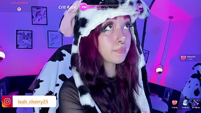 Snapshot of Leah_cherry chatting on 18, 5, 2026 Leah cherry online show from 18, 5, 2026