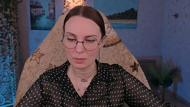 Snapshot of LanaRadiance chatting on 9, 5, 2026 LanaRadiance online show from 9, 5, 2026