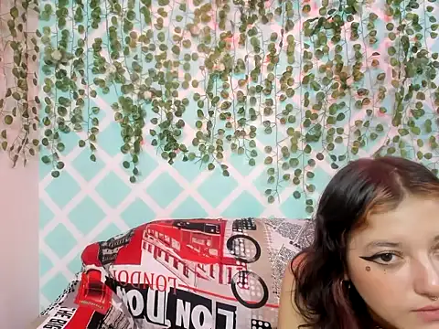 Selene 333 hot online show from 11, 4, 2026