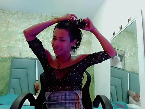 Snapshot of Naomisaenz01 chatting on 1, 6, 2026 Naomisaenz01 online show from 1, 6, 2026