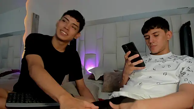 Poison Boys online show from 27, 4, 2026