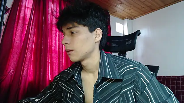 Snapshot of Marck-Pro chatting on 10, 7, 2026 Marck-Pro online show from 10, 7, 2026