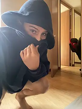 Dirty deepthroat18 online show from 12, 4, 2026