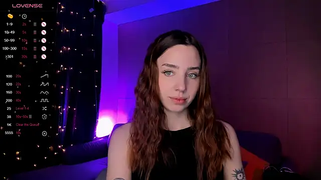Snapshot of CharliGrace_ chatting on 25, 4, 2026 CharliGrace online show from 25, 4, 2026