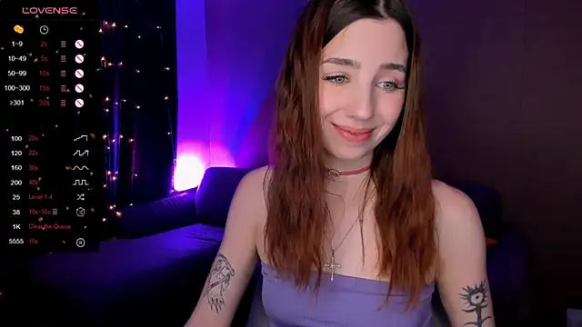 Snapshot of CharliGrace_ chatting on 25, 4, 2026 CharliGrace online show from 25, 4, 2026