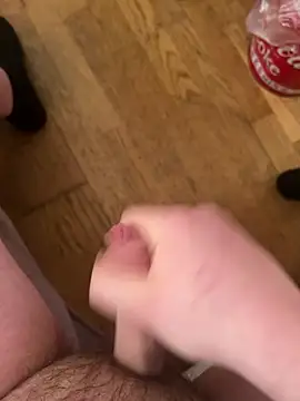 paullove69 online show from 10, 4, 2026