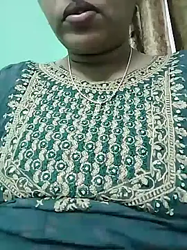 Snapshot of Monika_telugu_queen chatting on 27, 4, 2026 Monika telugu queen online show from 27, 4, 2026