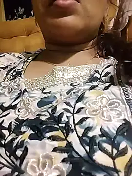 Snapshot of Monika_telugu_queen chatting on 19, 5, 2026 Monika telugu queen online show from 19, 5, 2026