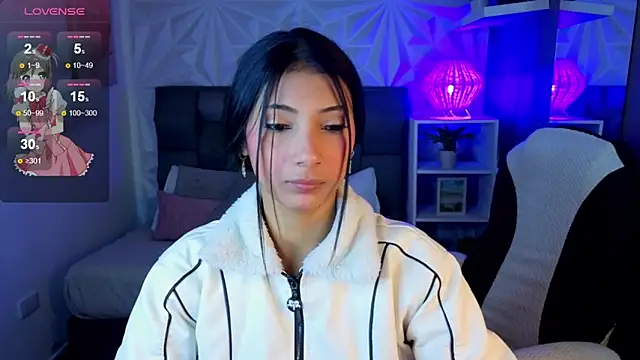 Snapshot of Perlaa_moon_ chatting on 15, 6, 2026 Perlaa moon online show from 15, 6, 2026