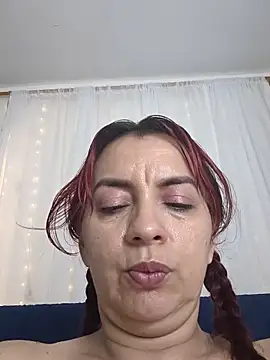 Snapshot of Sofia_Mature_ chatting on 6, 6, 2026 Sofia Mature online show from 6, 6, 2026