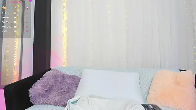 Snapshot of Sofia_Mature_ chatting on 9, 6, 2026 Sofia Mature online show from 9, 6, 2026
