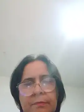 Snapshot of PienCanela chatting on 2, 6, 2026 PienCanela online show from 2, 6, 2026